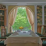Ξενοδοχείο Grand London 5*