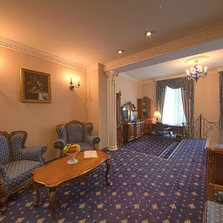 Grand London Hotel 5*