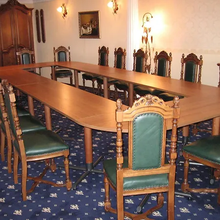 Grand London Hotel Warna