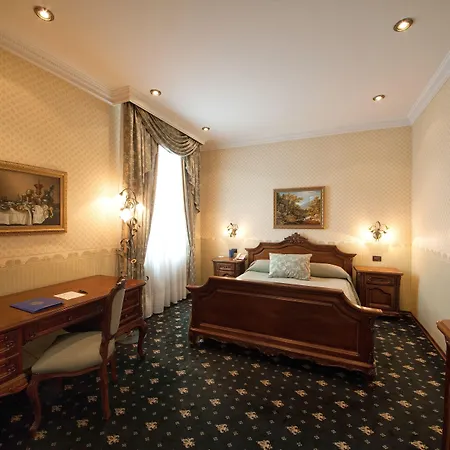 Hotel Grand London Warna