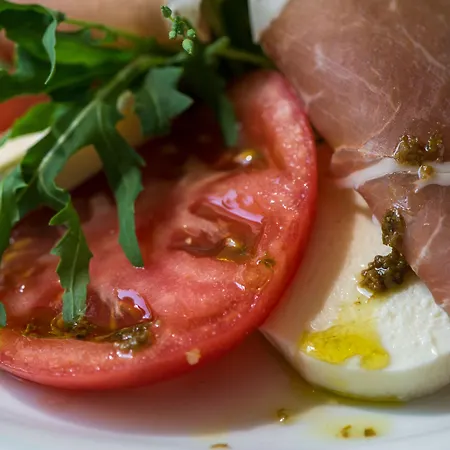 Grand London 5* Warna